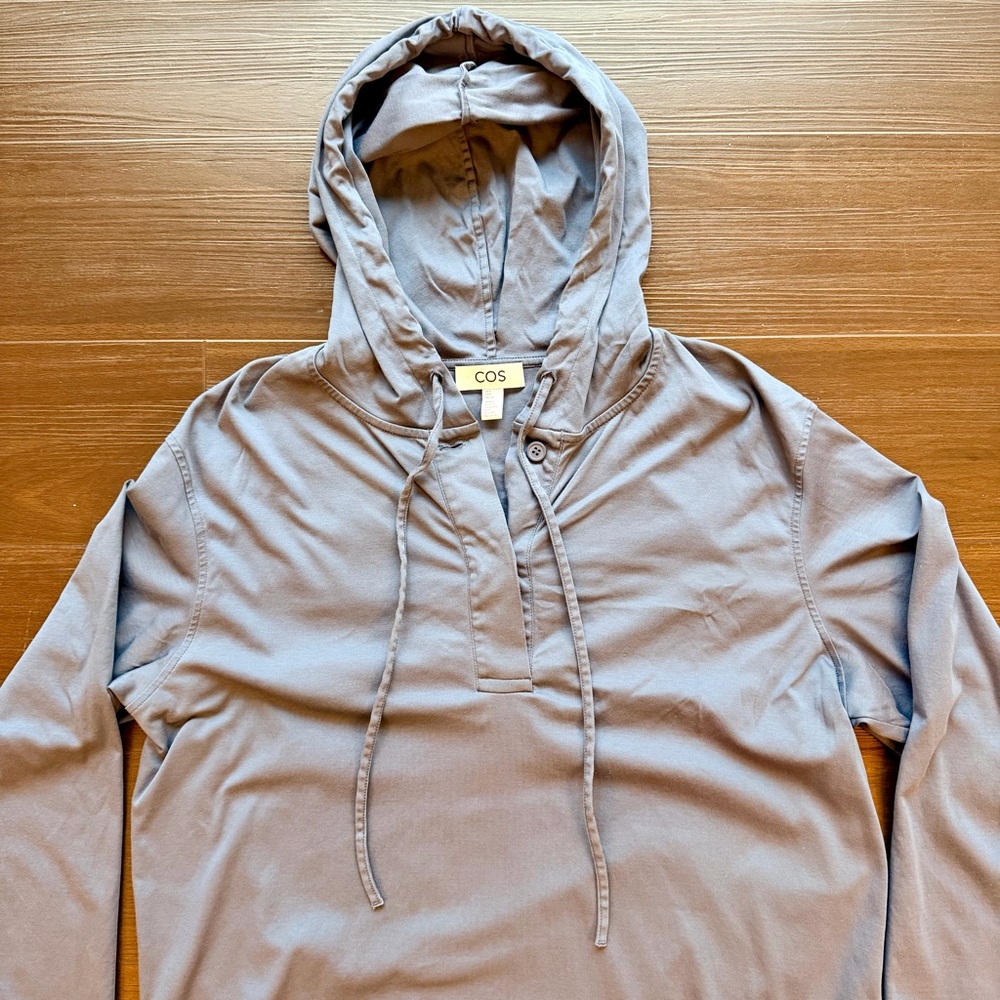 COS Lightweight Buttoned Hoodie - Picture 6 of 11